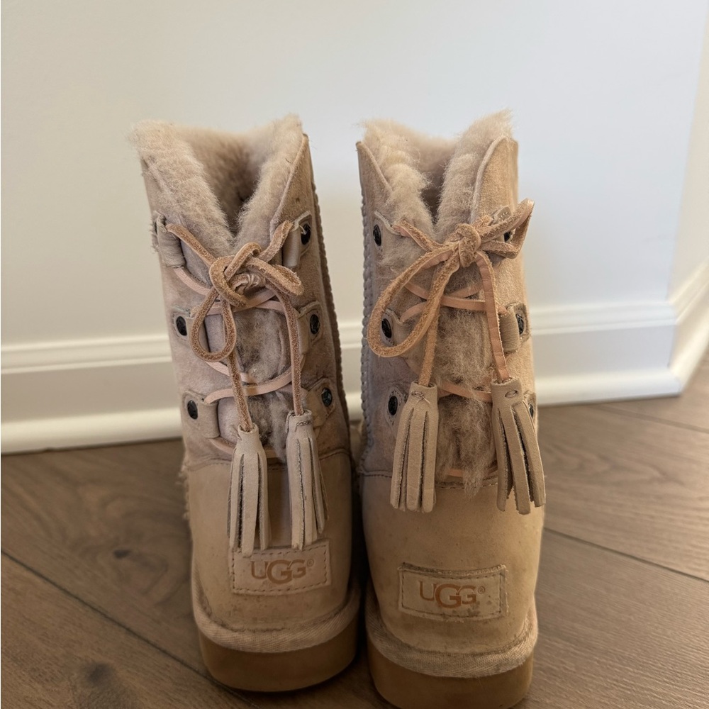 UGG Cream Short Boots - Picture 2 of 7